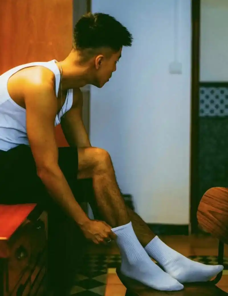 野生体育生与肌肉男,那个更讨人喜欢?