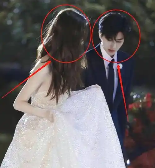 杨颖蔡徐坤同框亮相,二人生图颜值堪比精修,有豪门姐弟内味了_baby