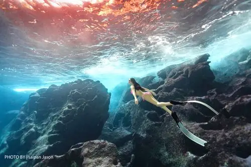 塞班岛蓝洞自由潜写真