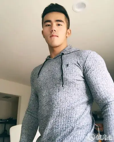 教练肌肉帅哥健身男模黄小迈中国台湾健身教练肌肉帅哥健身男模黄小迈