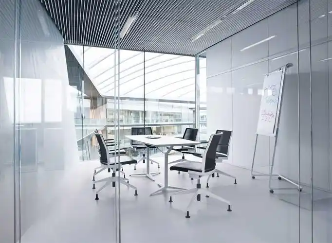 德国赫佐格奥拉赫的阿迪达斯总部办公家具