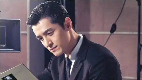 中国最帅的男明星颜值超高的他就算老了也是帅大叔