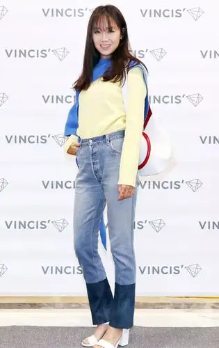 "人肉种草机"上线,看完孔孝真的这100件单品,我竟然变成嫉妒的化身!