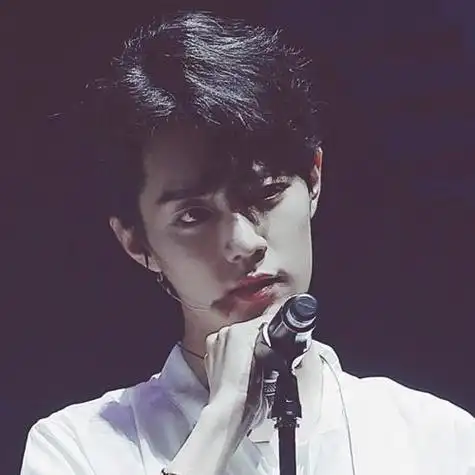 高冷黑白头像肖战 黑白头像图片大全 -【爱个性】