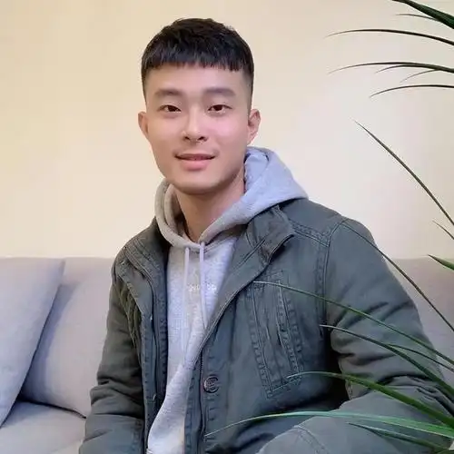 八款适合中年男性的短发造型,干练又显气质!