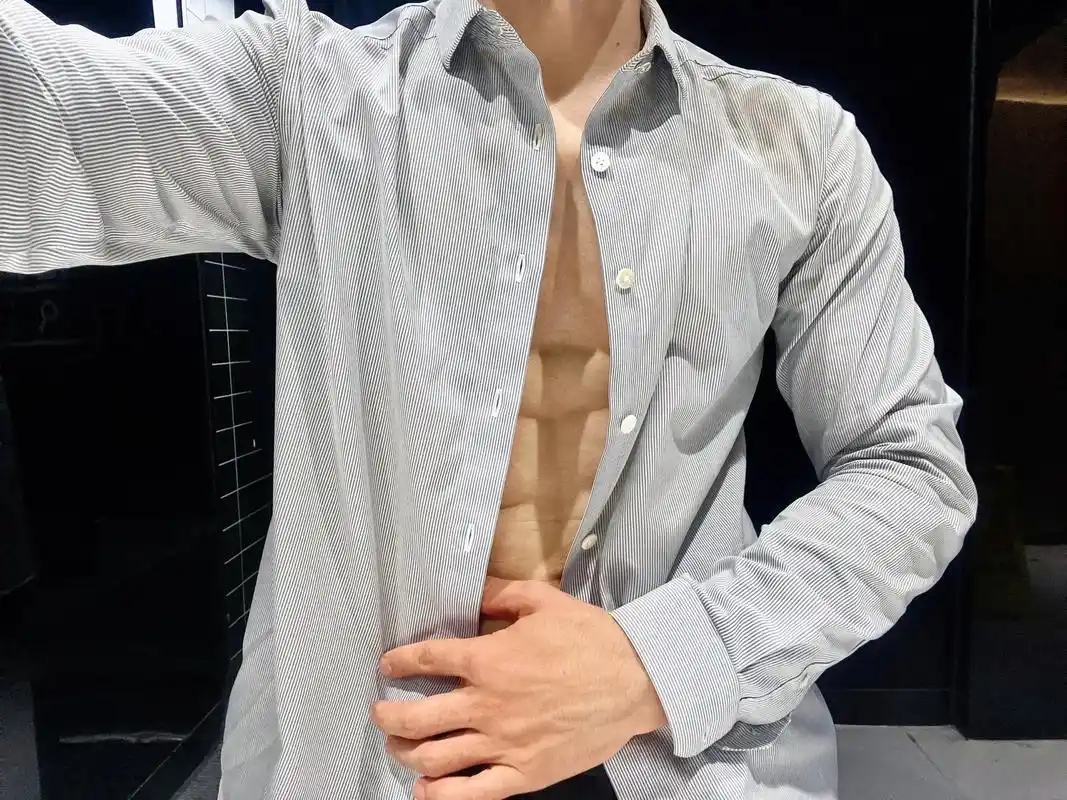 评论区能发照片了?#健身 #腹肌 - 抖音