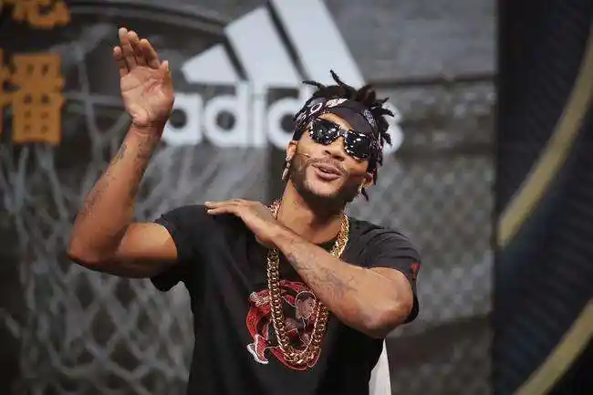 求大神做个罗斯最新脏辫发型,希望玫瑰在克城再次绽放