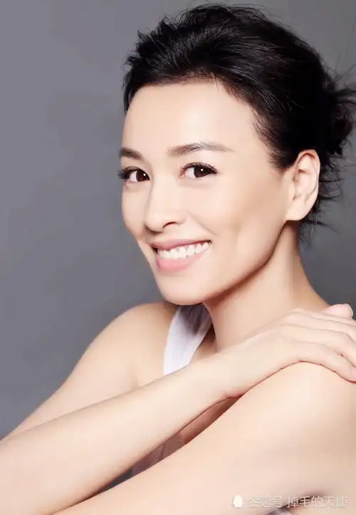 袁隆平离世,张庭因继续开播被网友"喷哭",艺人的心酸,不易又有谁懂?