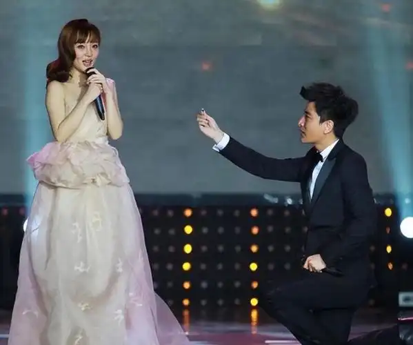 贾乃亮频繁翻车上热搜真相揭示他自作自受