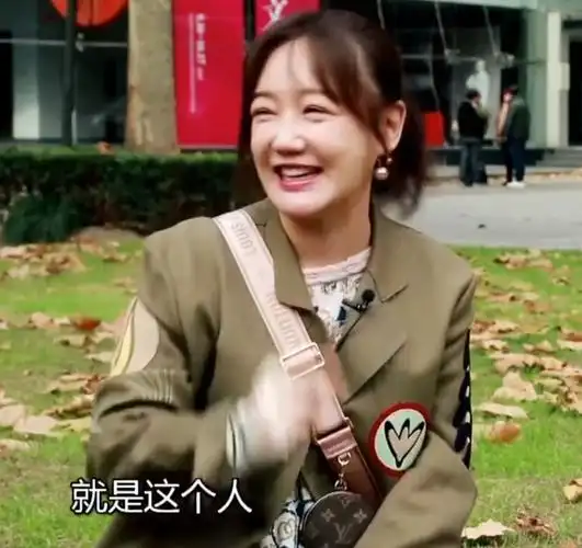 胡歌历任绯闻女友近况:薛佳凝评论区沦陷,江疏影淡定晒写真大片-腾讯