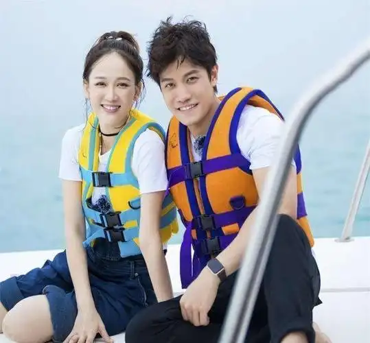 打脸了这6对被不被看好的姐弟恋,不仅没有,至今恩爱如初