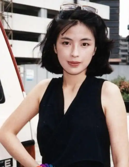 可惜了!张学友和谢霆锋,一起出手了,也救不了香港电影