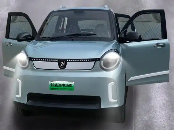 厂商指导价289329万 小康k07s是一款微型面包车,有10l和12l二种汽车