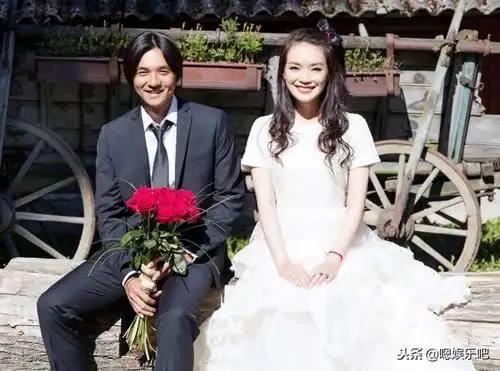 夏雨袁泉婚纱照明星夫妻的小清新风婚纱照