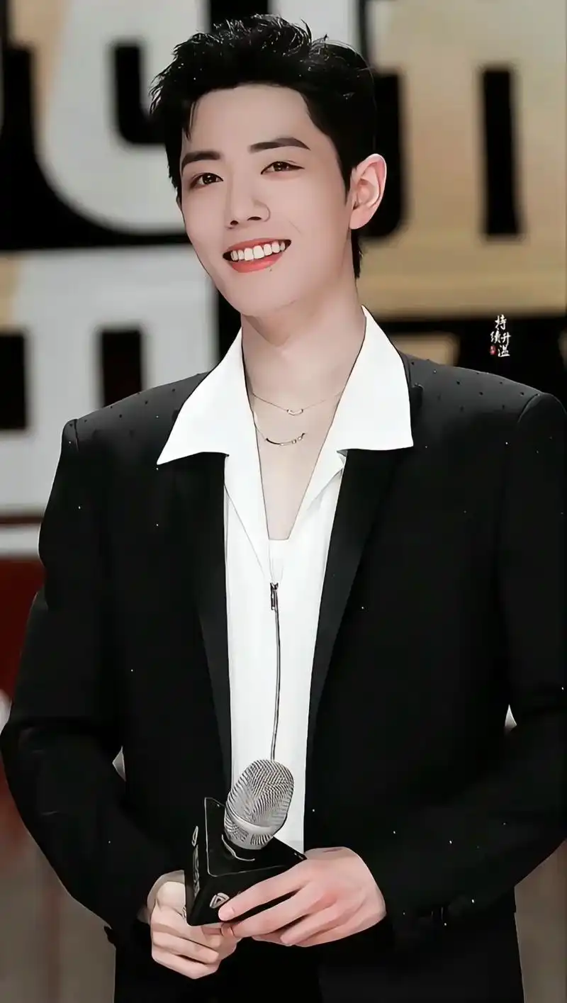 如果喜欢一个人是有期限的话你会喜欢他多久#肖战 #治愈系笑容 - 抖音