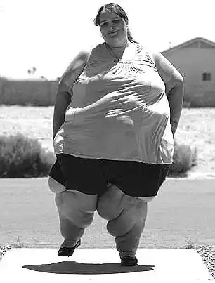 头号胖美人,目标是一吨-青年参考