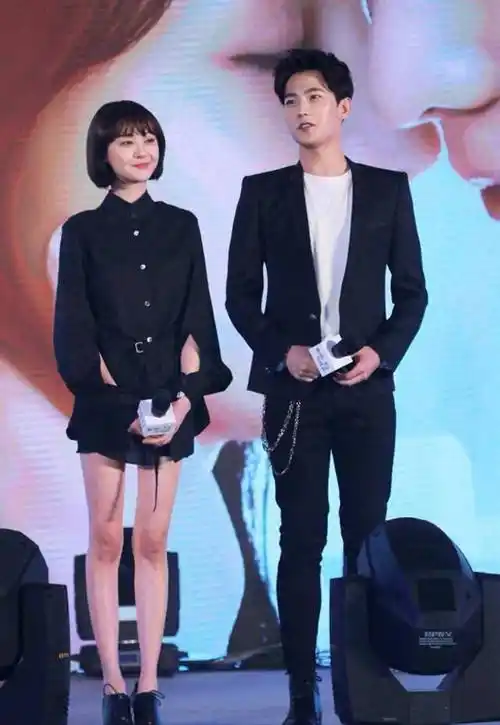 迪丽热巴的脸太高级,跟杨洋,吴磊毫无cp感,剧本再好也爆不了_电视剧