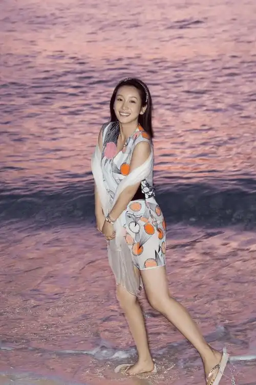 秦海璐分居,怒斥李湘插足婚姻,老公宠妻人设崩塌!