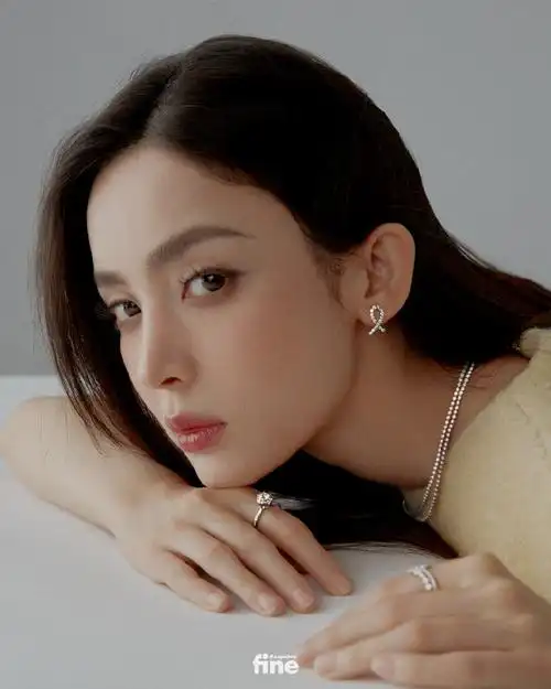 娜扎时尚先生fine十一月刊封面##娜扎闺蜜合体大片