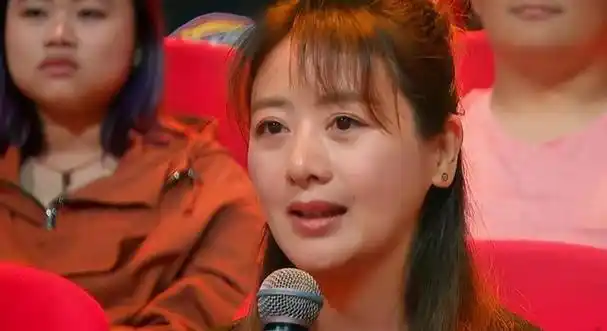 小李琳的母亲照顾得非常周到,以至于让医院的医生护士都认为,这都是