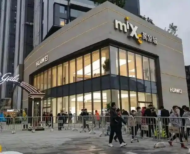 武汉华润万象城劳动节期间开业啦,过去逛了逛,还行