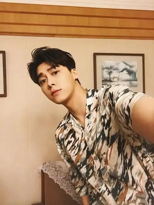 李易峰多高180不像呀李易峰多高真实身高