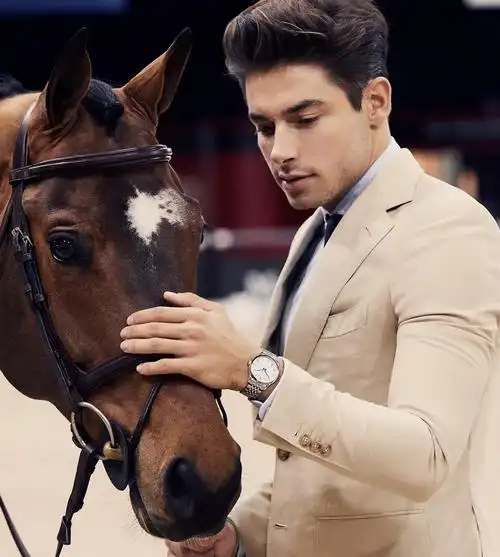 注意!一大波男模正在涌来!_沪江意语学习网