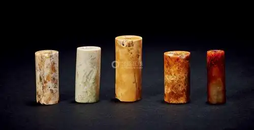 良渚文化 玉素勒 (一组五件)