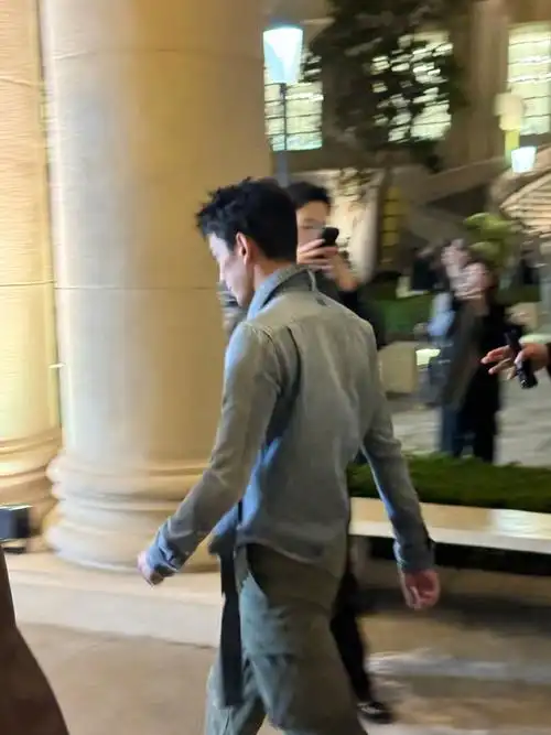 感觉#吴磊#真的很喜欢他这个蝴蝶结96上海·上海展览中心