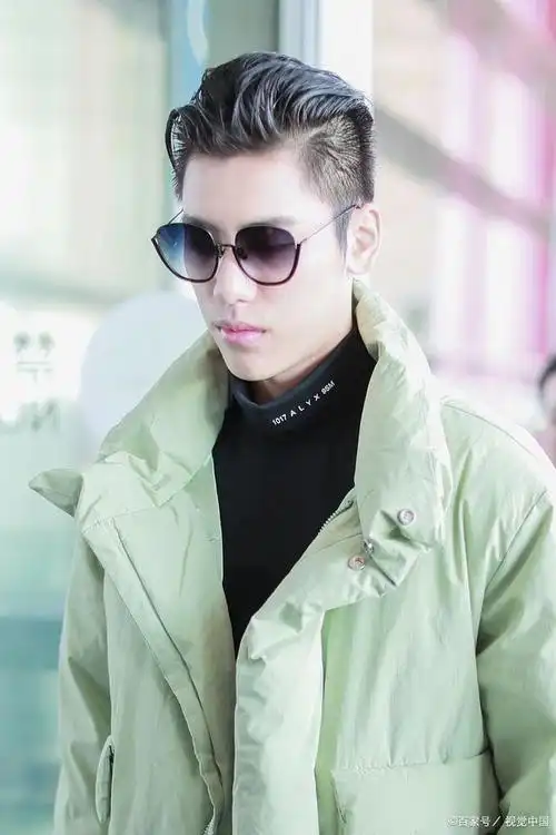 一款好的男士飞机头绝对让你气质满分