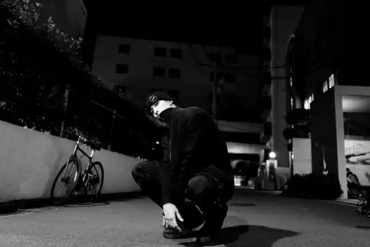 我爱黑色系帅哥