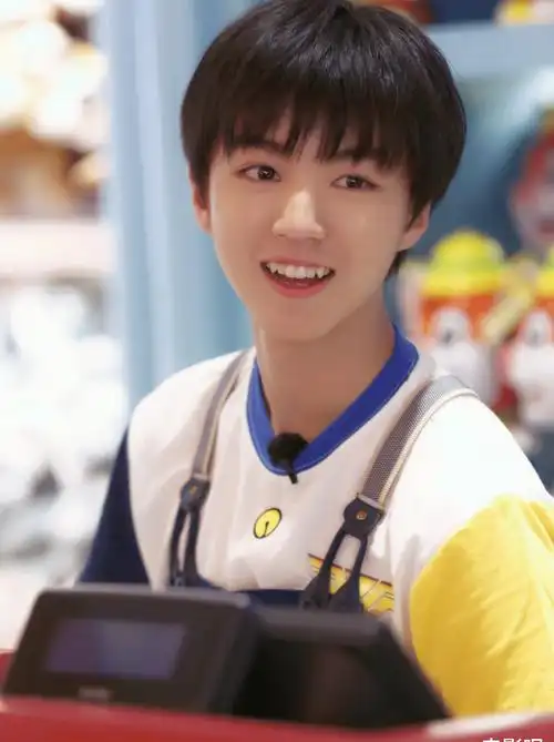 王俊凯焕蓝梦想基金2021年度收支明细公布,远超此前公开的数量_公益