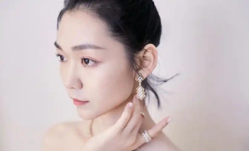 分享一组段奥娟图片给大家,图中的明星图片壁纸会点缀你的电脑桌面