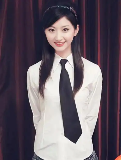 那些你没见过的景甜早期照片,太水灵了