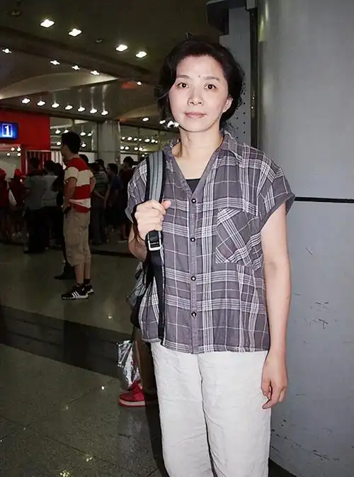 妈妈专业户迟蓬40年不接广告不做宣传与角色为伴