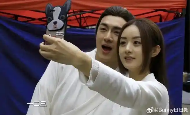 与风行赵丽颖林更新太好磕了 我的白月光杀回来了!