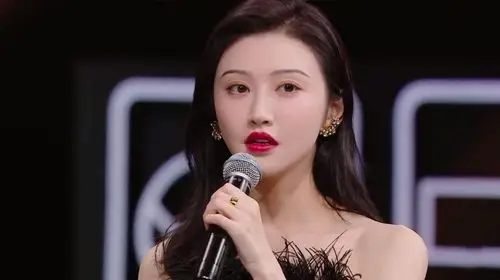 《王牌对王牌》嘉宾太混乱 司藤夫妇成配角 肖战出场时呼声最高_景甜