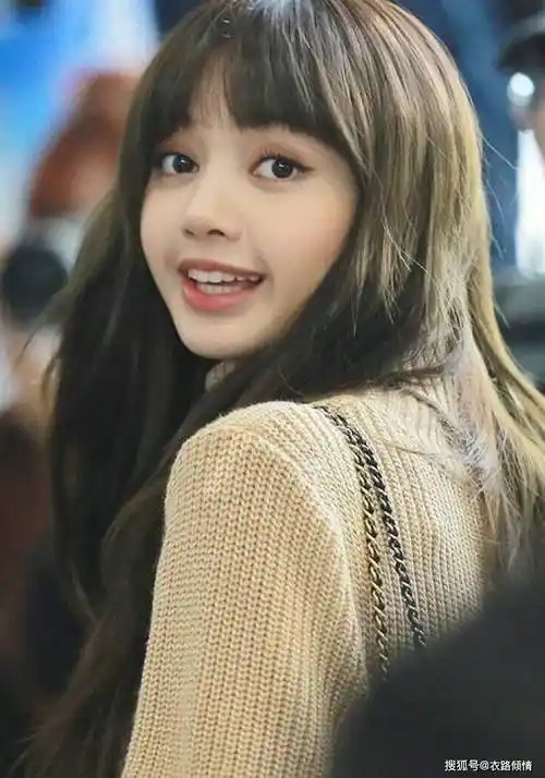 blackpink粉墨组合成员lisa美图欣赏