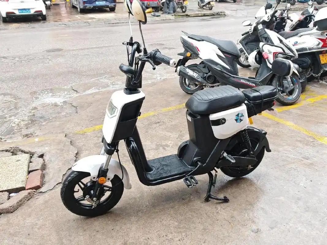 爱玛48v20a锂电池电动自行车.处理一台爱玛48v20a锂 - 抖音