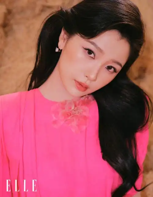 虞书欣elle春日慵懒大片##虞书欣elle油画少女大片