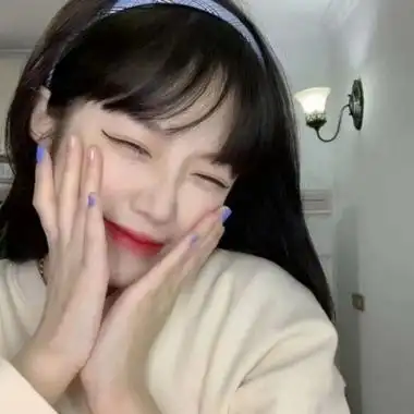 头像初中女生简单气质高清