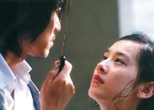 《功夫》我哭了:当年不知戏中意,如今已是戏中人|周星驰|包租婆|斧头