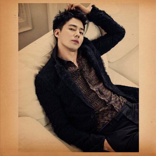 赵寅成  没关系是爱情啊复古怀旧牛皮纸海报韩国明星客厅装饰贴画