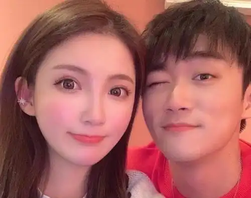 不求人和汤圆竟因一条狗而决裂得知真相的网友感叹晚玉是真爱