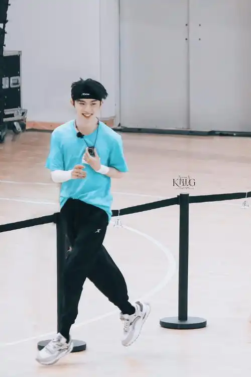 3761篮球少年,神射手和离弦的箭@时代少年团队长-马嘉祺