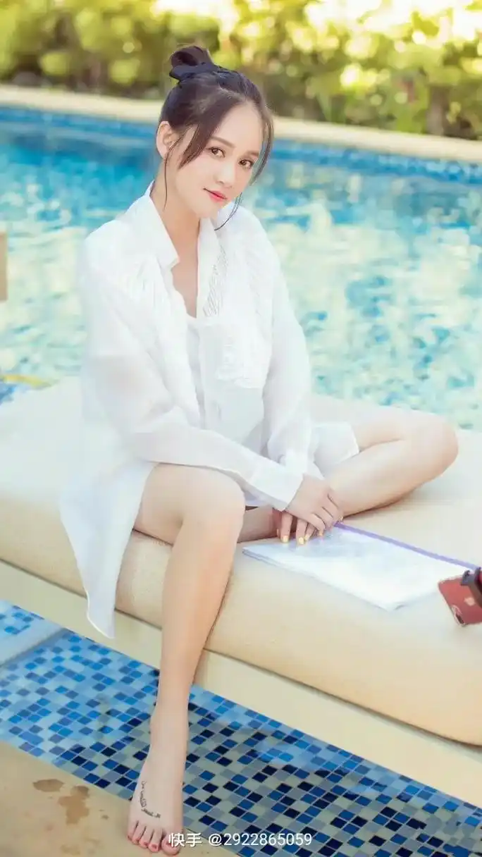 陈乔恩#超清壁纸#美腿玉足 - 抖音