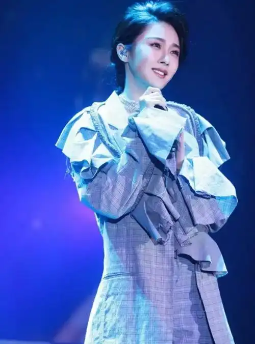 瞒着丈夫参加"好声音",成名后立马离婚,没人气就要继承家产