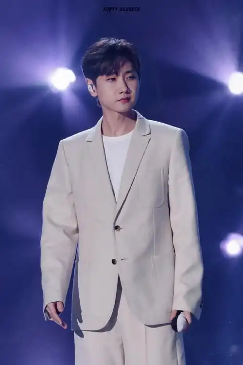 汪苏泷把大雨下到了惊喜夜##双11惊喜夜