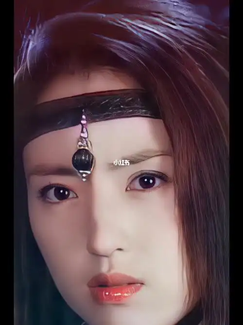 上官燕雪花女神董璇年轻时以灵气逼人啊