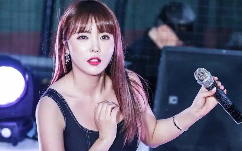 [洪真英]190512fancam 可以看出为了音效忍住不叫出声→不管啦还是